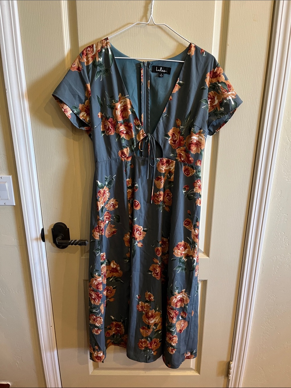 Womens Large Lulus Smokey blue Midi dress floral